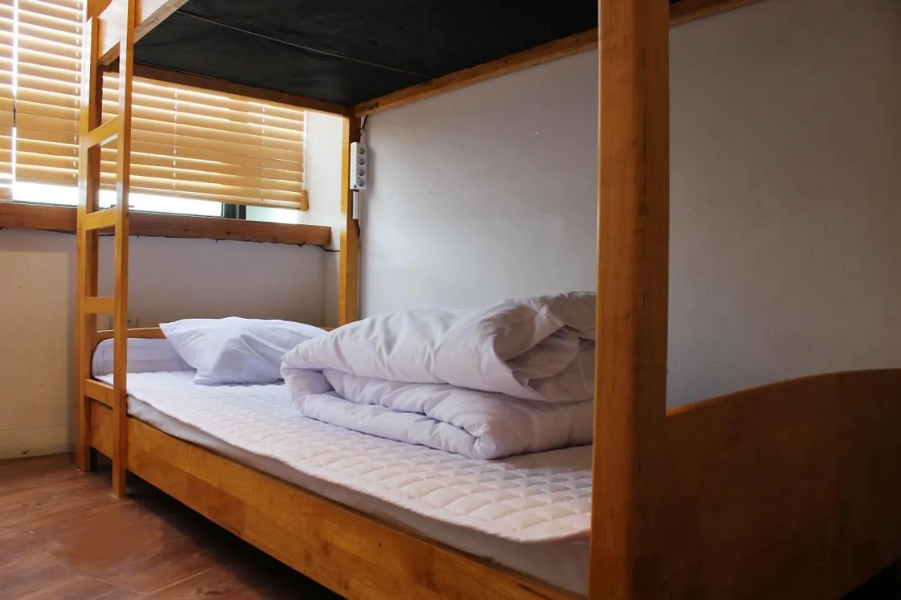 Busan Orange Guest House Nampo 2*,